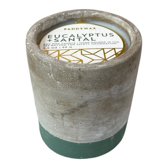 New Scented Candle PADDY WAX Eucalyptus & Santal Soy Wax Candle Concrete Base - Picture 3 of 7